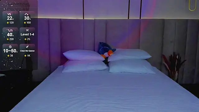 Alice Wander online show from September 2025 02:43:02 AM