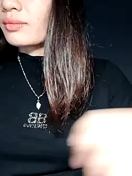 Hinna x online show from December 2025 12:48:02 PM