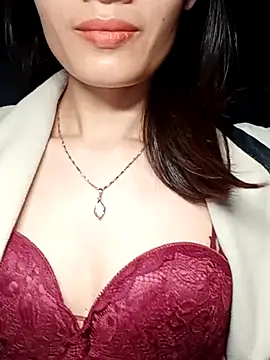 Hinna x online show from November 2025 02:51:02 PM