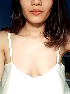 Snapshot of Hinna_x chatting on October 2025 08:37:02 AM Hinna x online show from October 2025 08:37:02 AM