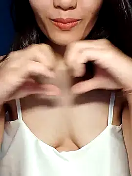 Snapshot of Hinna_x chatting on October 2025 01:17:02 AM Hinna x online show from October 2025 01:17:02 AM