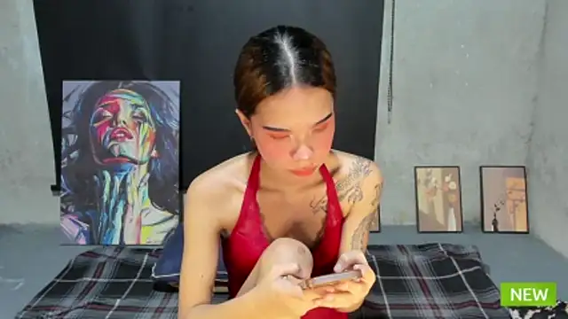 Colette Thompson online show from December 2025 01:01:02 PM