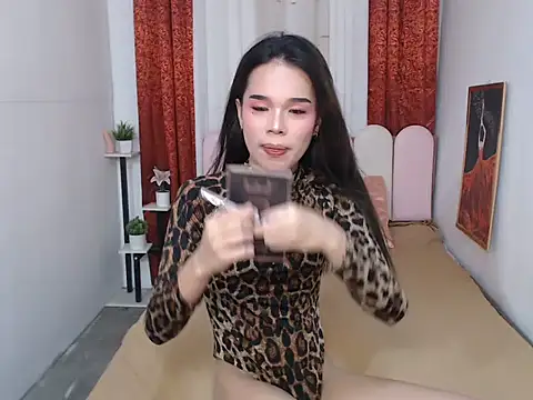 Colette Thompson online show from April 2026 12:56:01 PM