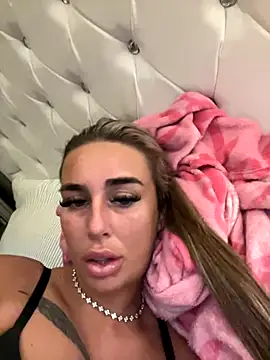 EllieMaeBaby online show from October 2025 12:43:01 AM