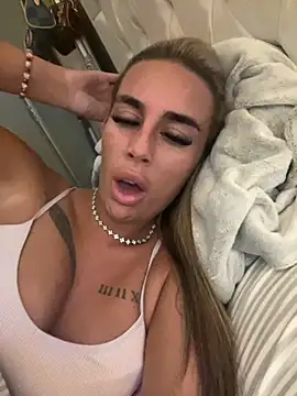 EllieMaeBaby online show from October 2025 09:01:01 PM