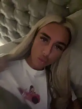 EllieMaeBaby online show from September 2025 09:39:01 PM