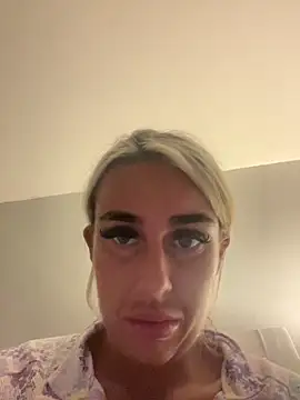 EllieMaeBaby online show from October 2025 07:36:01 PM