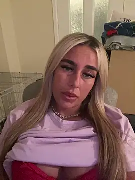 EllieMaeBaby online show from April 2026 09:43:02 PM