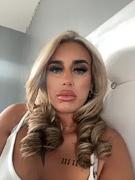 EllieMaeBaby online show from November 2025 12:38:02 PM