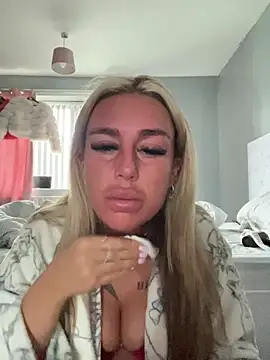 EllieMaeBaby online show from February 2026 11:51:01 AM