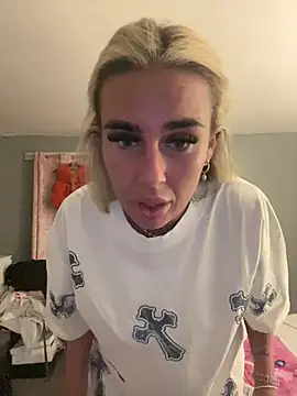 EllieMaeBaby online show from February 2026 10:53:01 PM