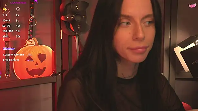 Snapshot of livia_starwars chatting on October 2025 09:36:02 PM livia starwars online show from October 2025 09:36:02 PM