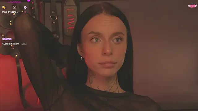 Snapshot of livia_starwars chatting on September 2025 03:36:02 PM livia starwars online show from September 2025 03:36:02 PM