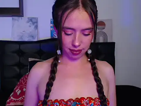 Nataliagp online show from September 2025 05:08:02 AM