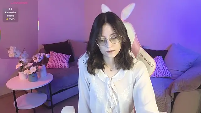 Snapshot of EsmaWonka chatting on January 2026 07:04:01 AM EsmaWonka online show from January 2026 07:04:01 AM