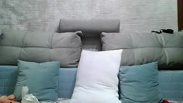 Mellana online show from October 2025 06:03:02 AM