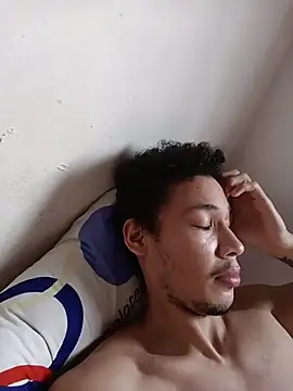 RuiMaddoox online show from November 2025 02:10:01 PM