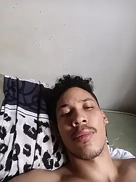 RuiMaddoox online show from December 2025 01:39:01 PM