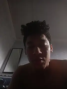 RuiMaddoox online show from April 2026 01:40:01 PM