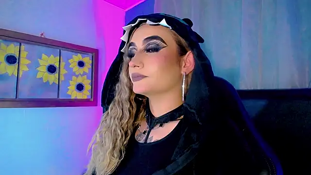 Snapshot of Cata_MW chatting on October 2025 07:14:01 PM Cata MW online show from October 2025 07:14:01 PM