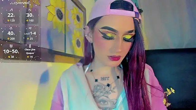 Snapshot of Cata_MW chatting on November 2025 08:20:02 PM Cata MW online show from November 2025 08:20:02 PM