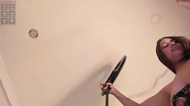 Snapshot of spicymonroe chatting on October 2025 09:48:01 PM spicymonroe online show from October 2025 09:48:01 PM