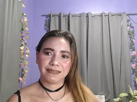 hotasianpinky online show from October 2025 06:41:02 PM