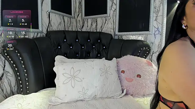 adelinemoretti online show from January 2026 07:28:02 PM