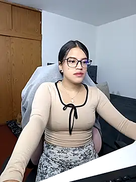 asumi 18 online show from September 2025 10:39:02 AM