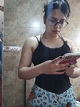 Snapshot of asumi_18 chatting on November 2025 02:51:02 PM asumi 18 online show from November 2025 02:51:02 PM