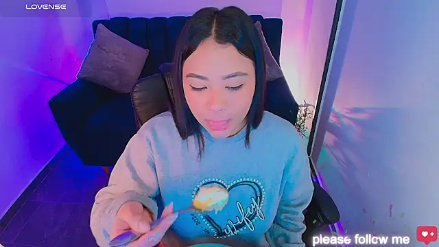nicemiiaa7  online show from March 2026 12:13:02 PM