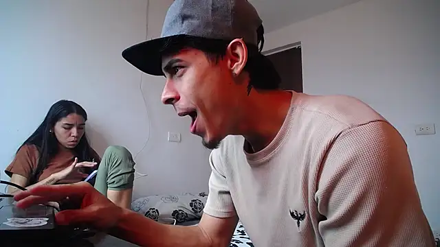 Candy Grey28 online show from October 2025 01:34:02 PM