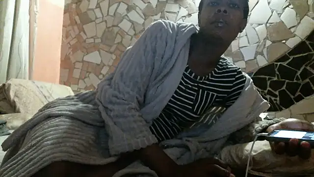 Snapshot of Pretty_miss_devilxxx35 chatting on May 2026 03:42:01 PM Pretty miss devilxxx35 online show from May 2026 03:42:01 PM