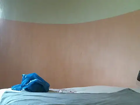 Pretty miss devilxxx35 online show from October 2025 09:17:01 AM