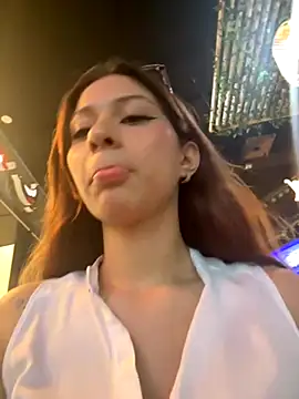 Melody-baby online show from December 2025 09:36:02 PM