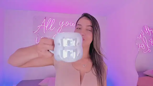 aleksandramiller  online show from April 2026 12:40:02 PM