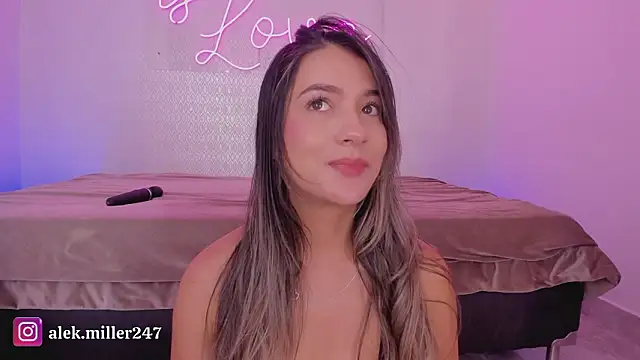 aleksandramiller  online show from March 2026 02:41:01 PM