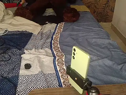 miss kaur23 online show from November 2025 06:33:01 PM