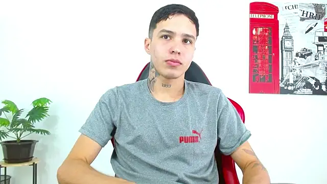 Cumandres18 online show from February 2026 02:52:01 PM