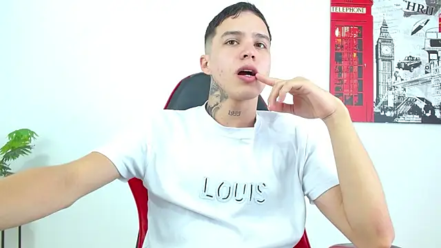 Cumandres18 online show from February 2026 03:53:01 PM