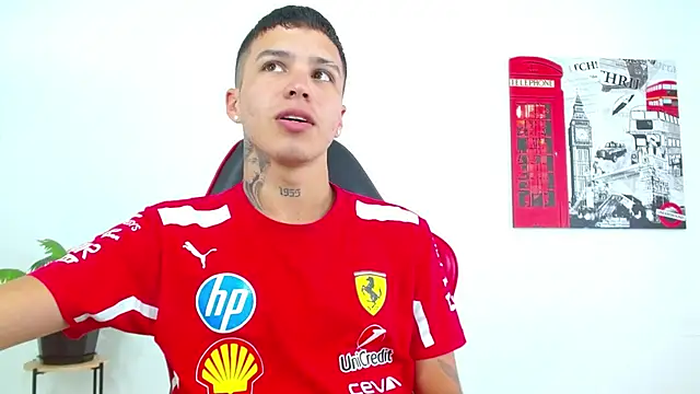 Cumandres18 online show from April 2026 02:51:02 PM