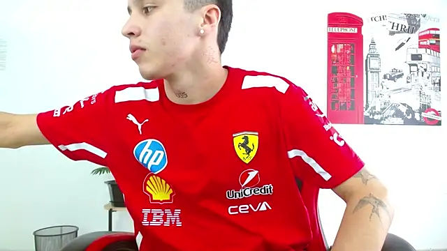 Cumandres18 online show from November 2025 02:17:02 PM