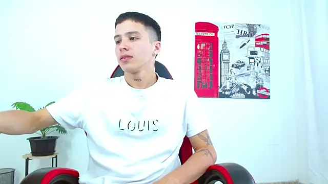 Cumandres18 online show from November 2025 02:10:01 PM