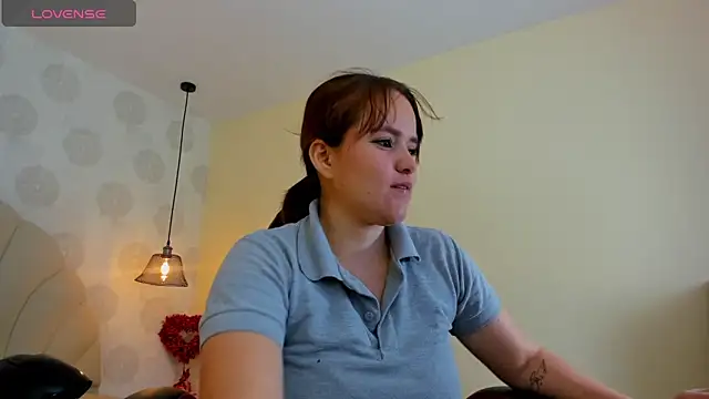 Snapshot of GIANAMILLER6 chatting on July 2026 12:12:02 PM GIANAMILLER6 online show from July 2026 12:12:02 PM
