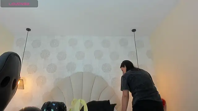 Snapshot of GIANAMILLER6 chatting on March 2026 12:10:02 PM GIANAMILLER6 online show from March 2026 12:10:02 PM