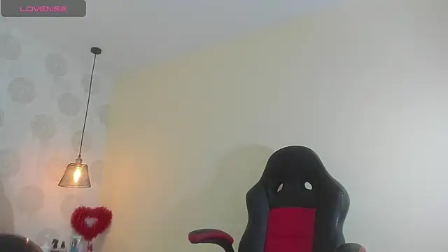 Snapshot of GIANAMILLER6 chatting on March 2026 12:20:02 PM GIANAMILLER6 online show from March 2026 12:20:02 PM