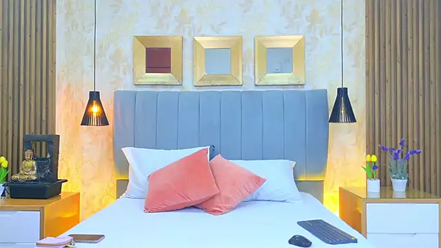 Snapshot of Tifany_boobsgb chatting on October 2025 09:11:02 PM Tifany boobsgb online show from October 2025 09:11:02 PM