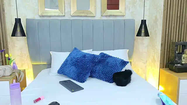 Snapshot of Tifany_boobsgb chatting on November 2025 08:01:02 PM Tifany boobsgb online show from November 2025 08:01:02 PM