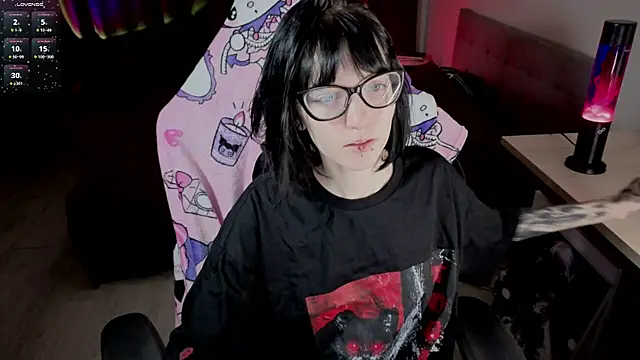 HazelTompson online show from March 2026 12:24:02 PM