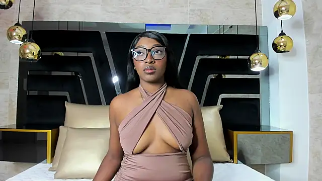 Snapshot of YallianaBrooks chatting on March 2026 12:13:02 PM YallianaBrooks online show from March 2026 12:13:02 PM